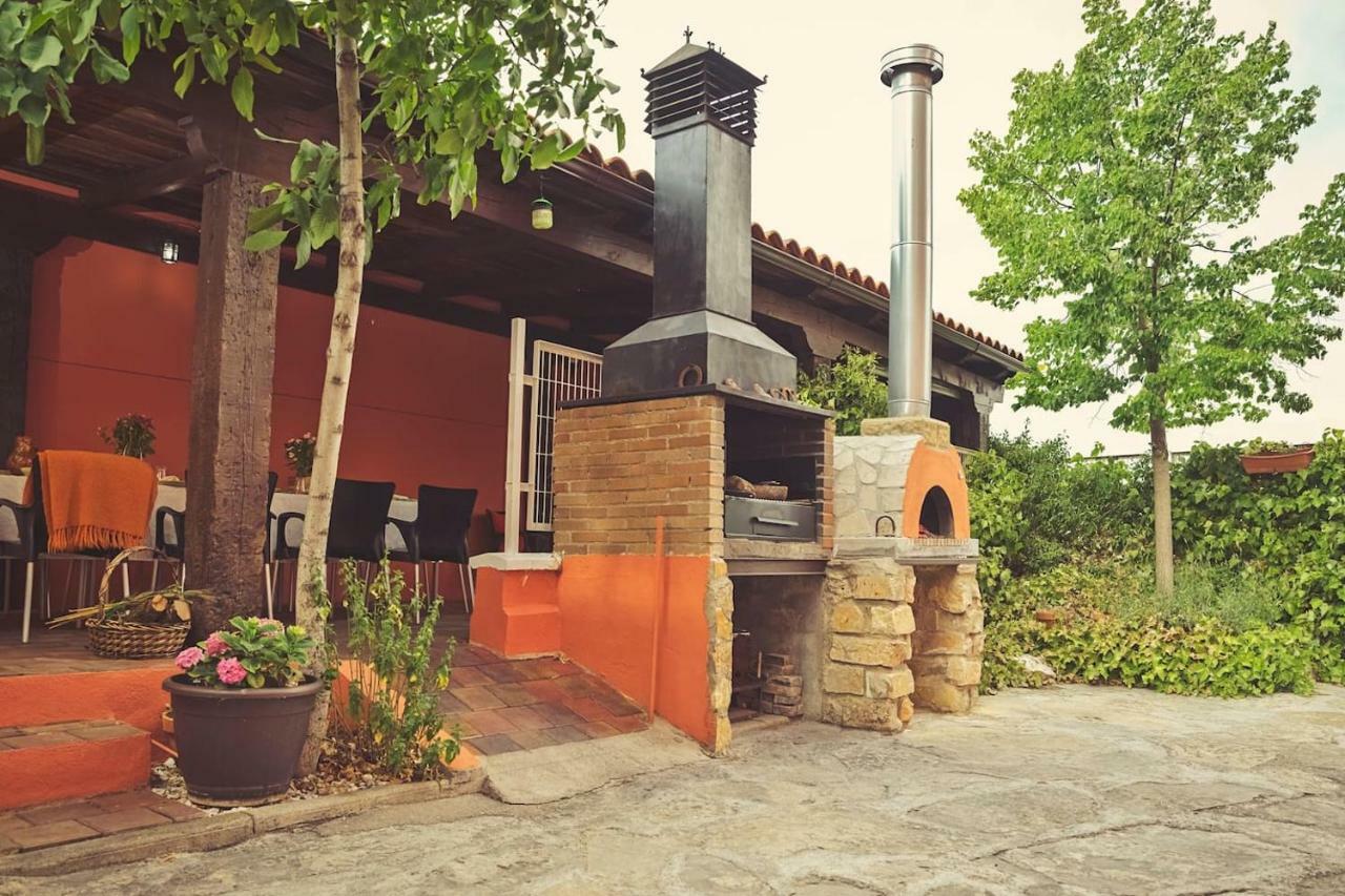 Casa Rural El Sauce. A 2,5 Km De Cuenca Capital Ноалес Экстерьер фото