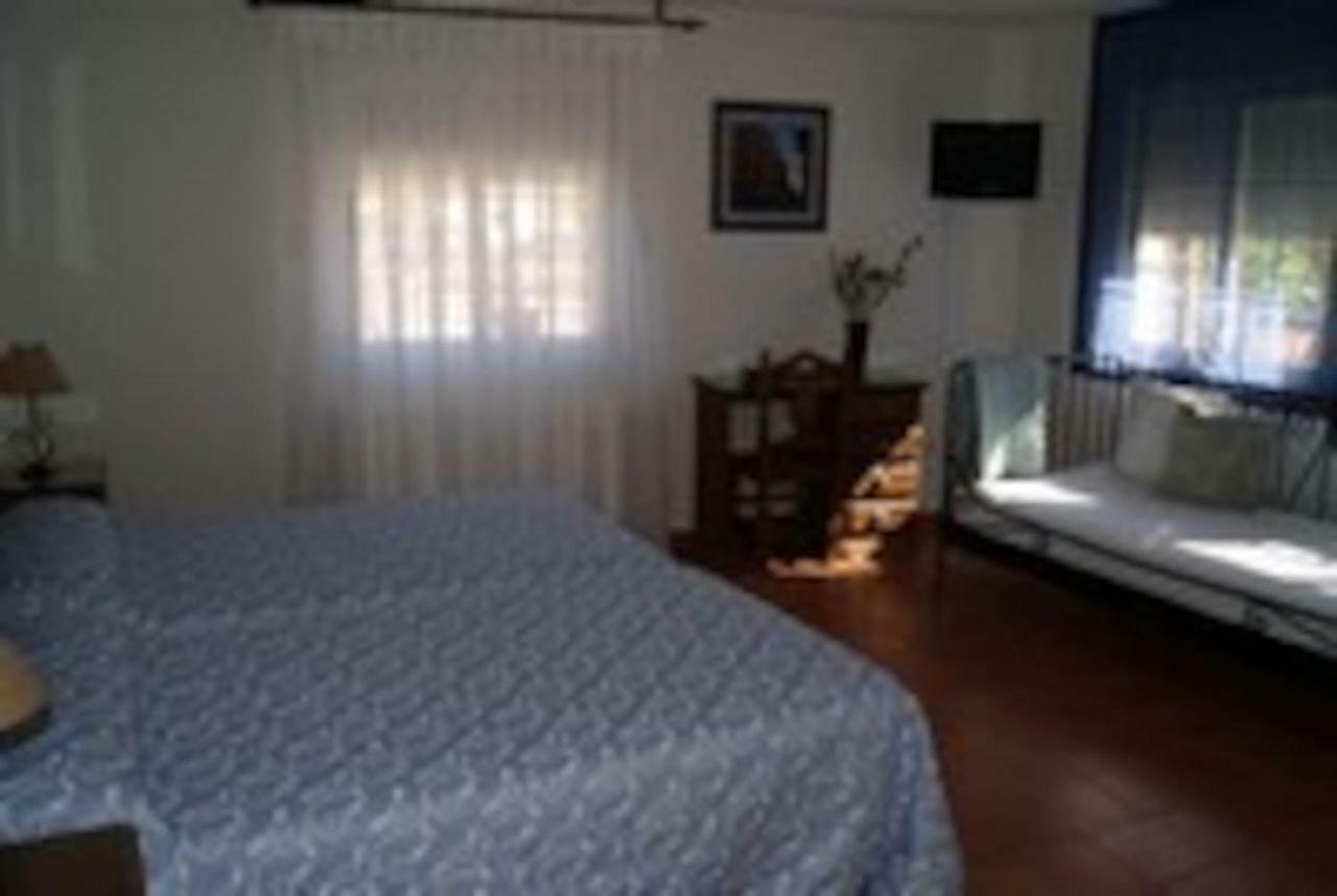 Casa Rural El Sauce. A 2,5 Km De Cuenca Capital Ноалес Экстерьер фото