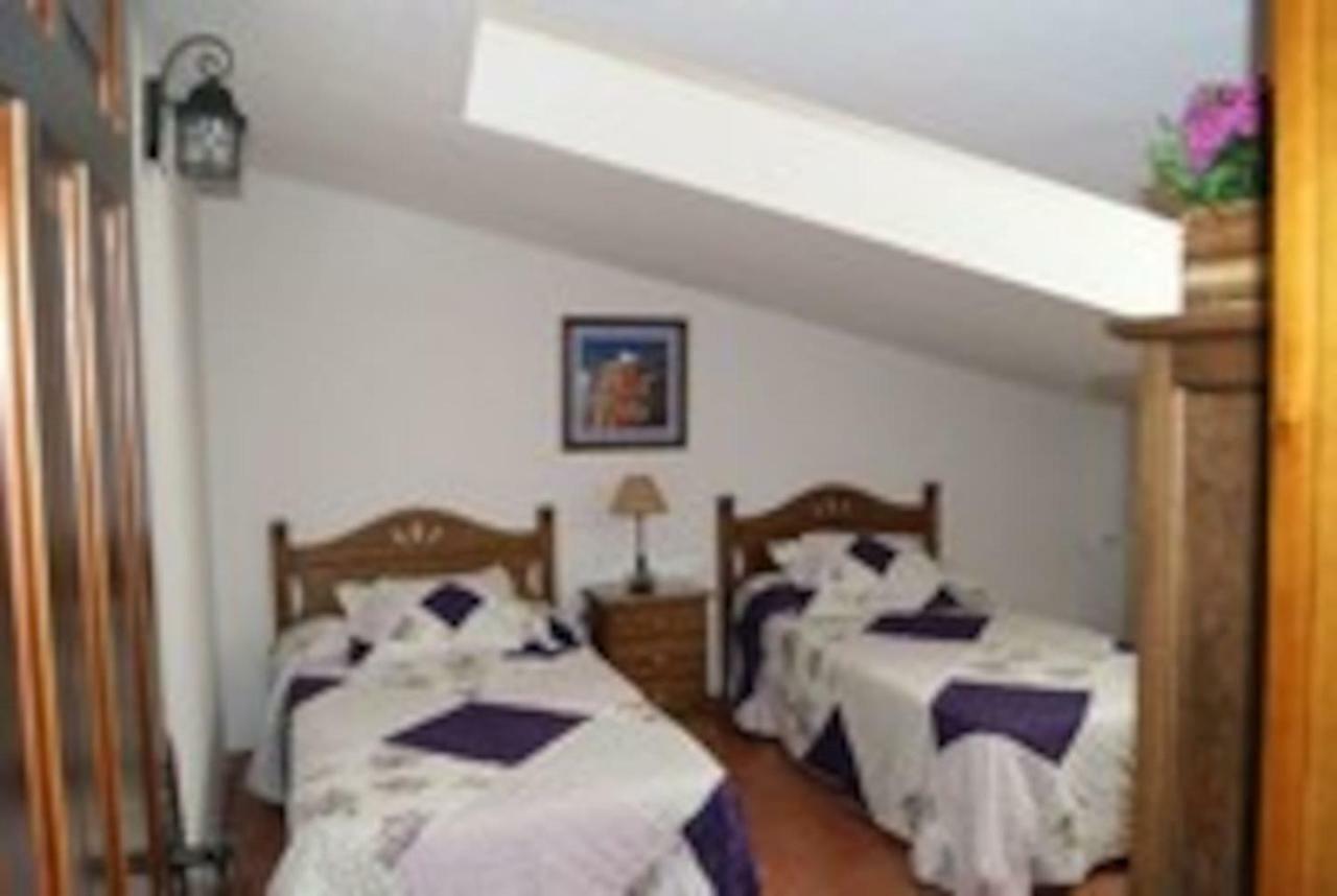 Casa Rural El Sauce. A 2,5 Km De Cuenca Capital Ноалес Экстерьер фото