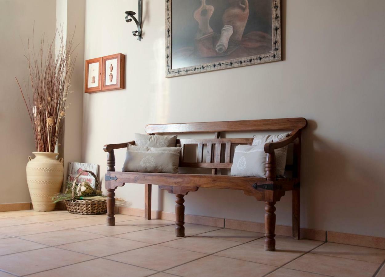 Casa Rural El Sauce. A 2,5 Km De Cuenca Capital Ноалес Экстерьер фото